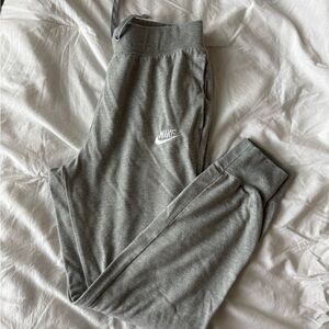 Nike women joggers